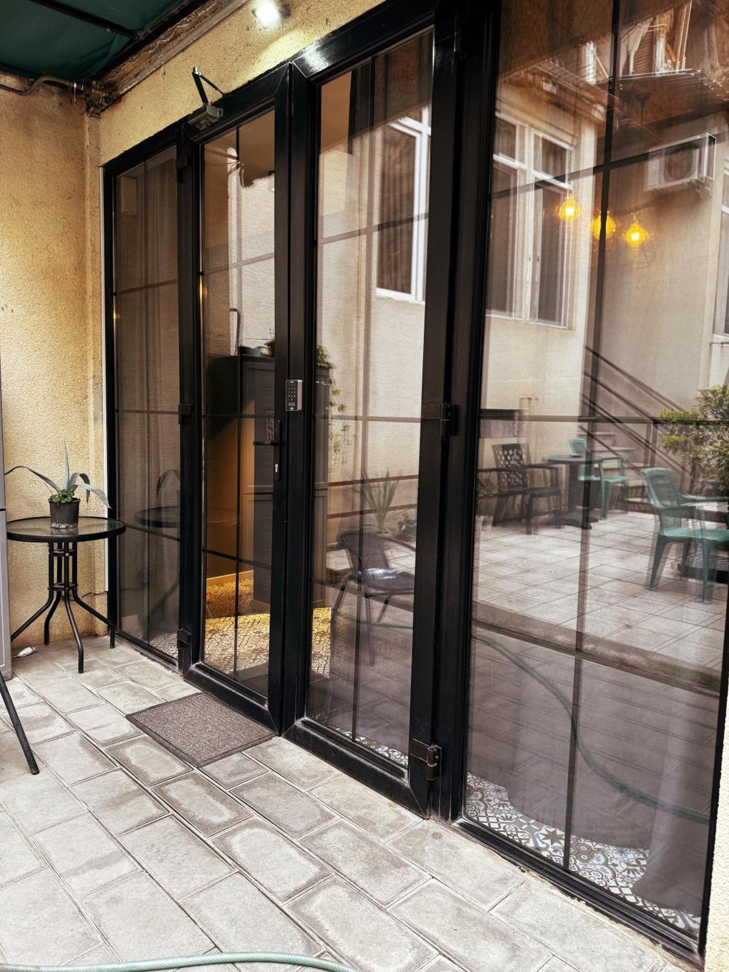 Hotel Classic Corner Tbilisi Bagian luar foto