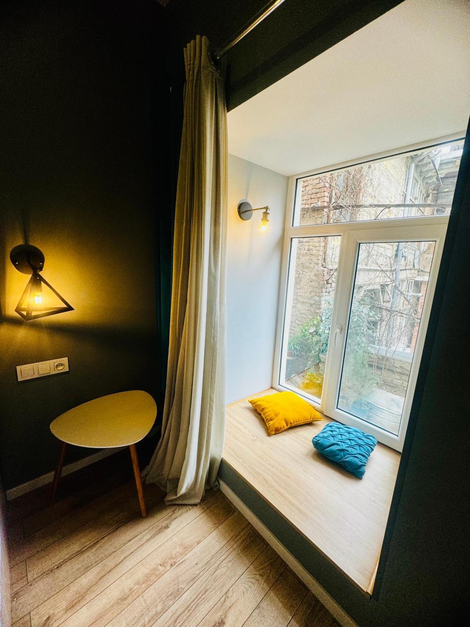 Hotel Classic Corner Tbilisi Bagian luar foto