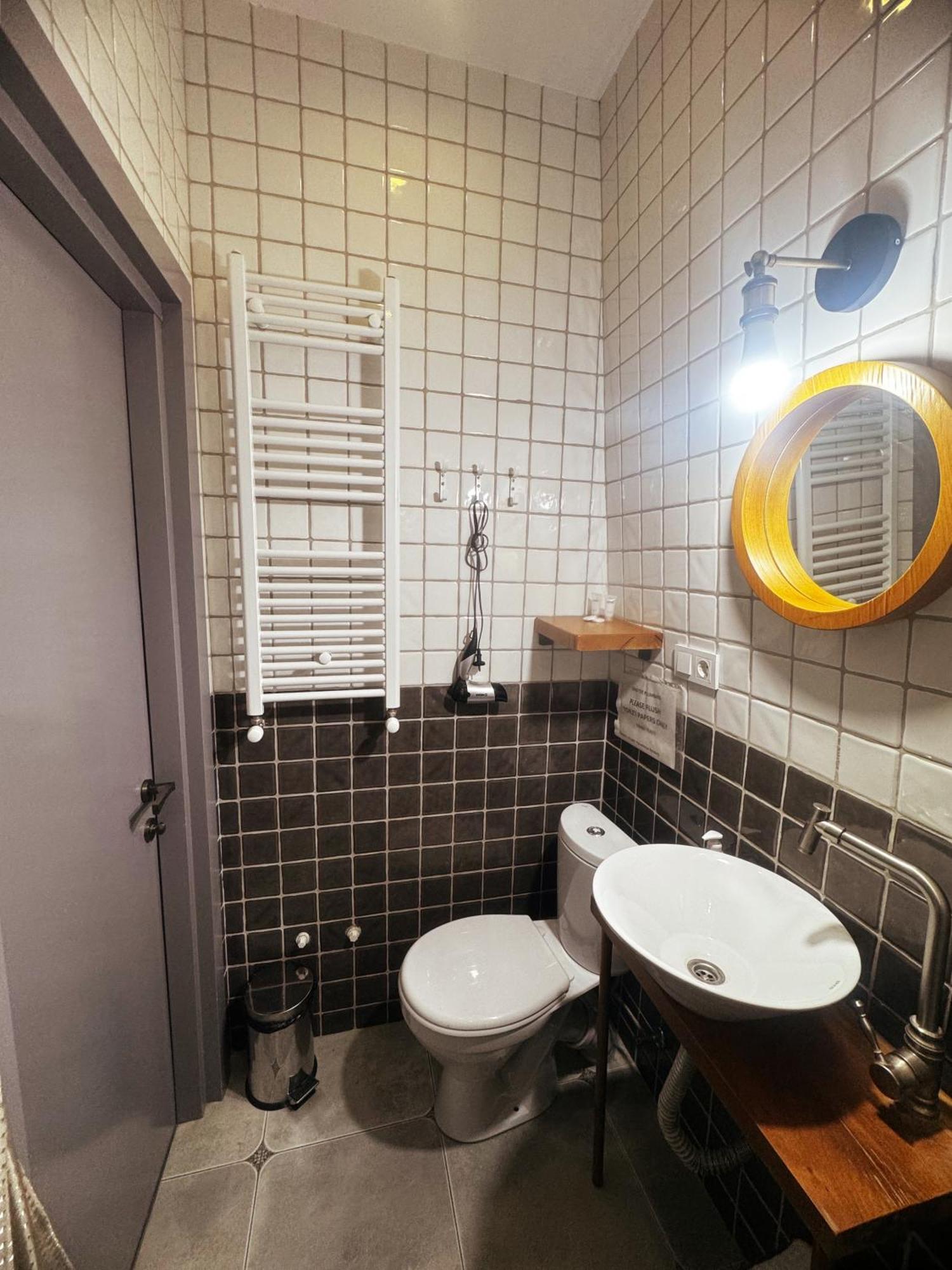 Hotel Classic Corner Tbilisi Bagian luar foto
