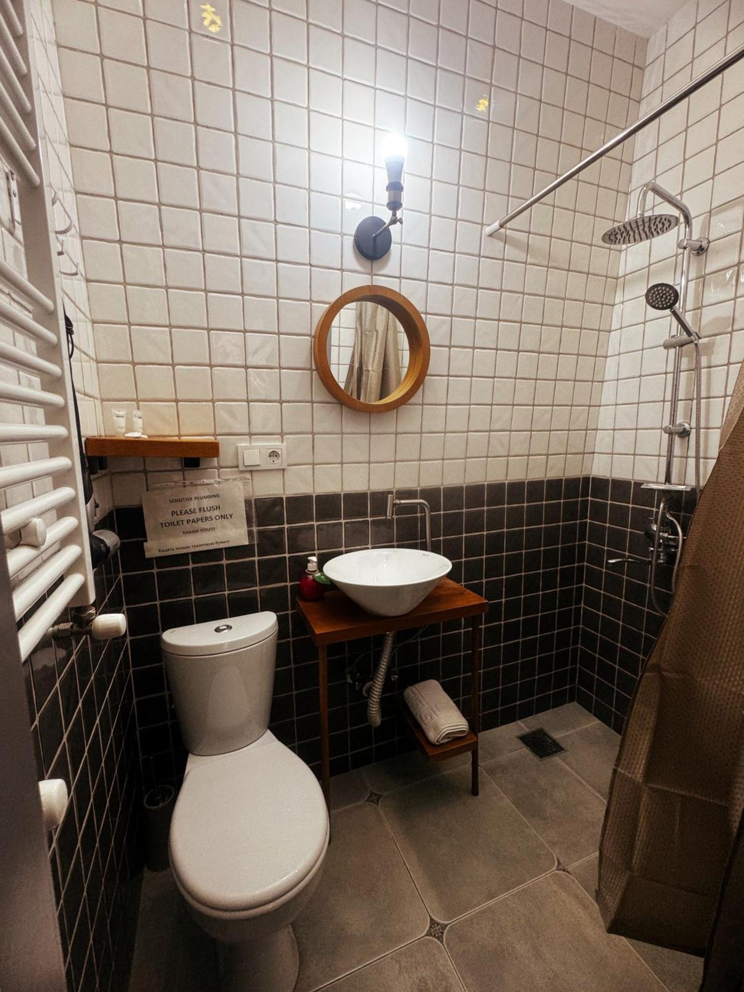 Hotel Classic Corner Tbilisi Bagian luar foto