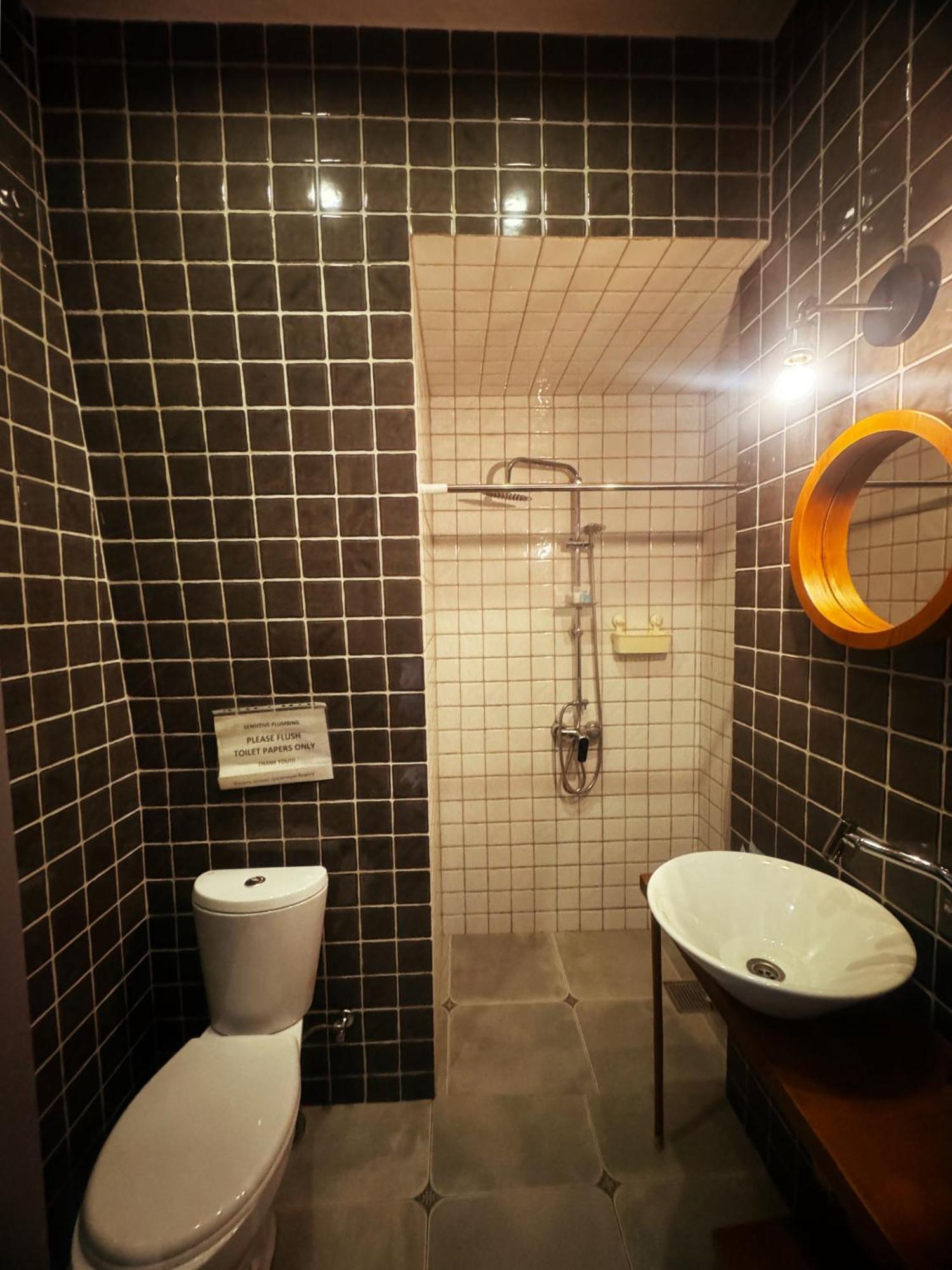 Hotel Classic Corner Tbilisi Bagian luar foto