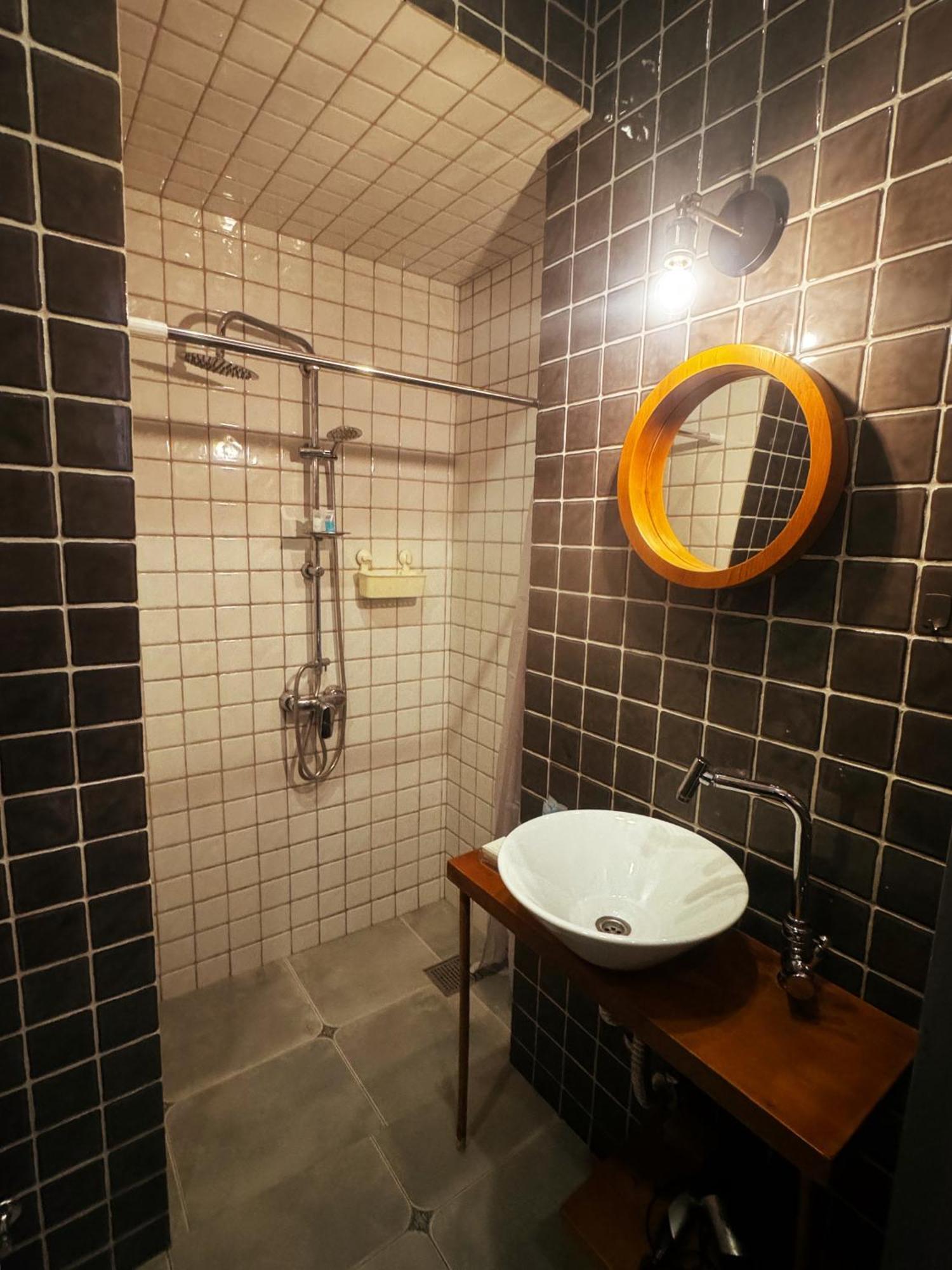 Hotel Classic Corner Tbilisi Bagian luar foto